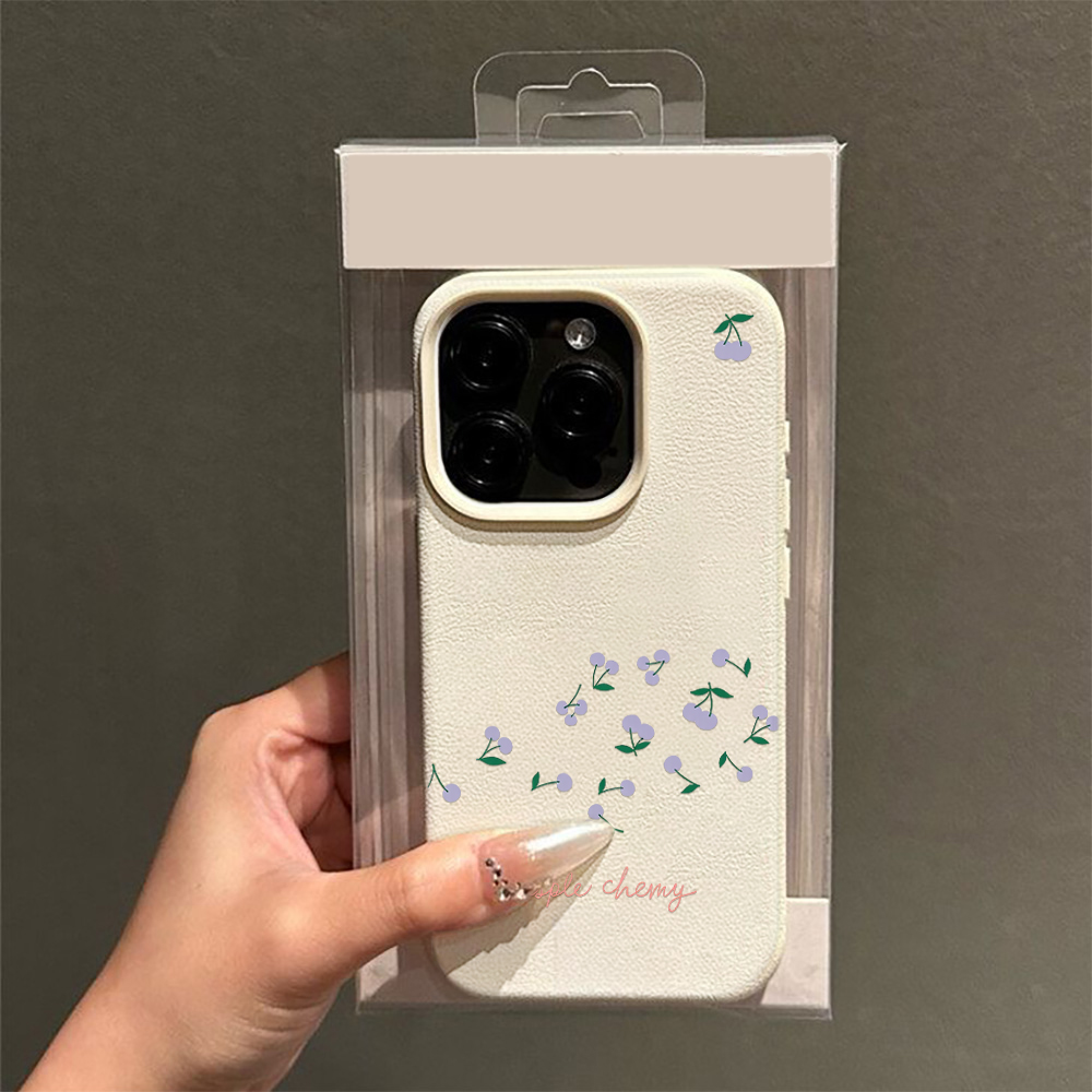 3D Printing Quote - 紫色の小さな花柄のプリントが施された、美しいiPhone用ケース。妖精の女の子が描かれたデザイン。iPhone 18、17、16、15、14、13、12、11 Pro Max、Plus、Airに対応。柔らかいTPU素材。