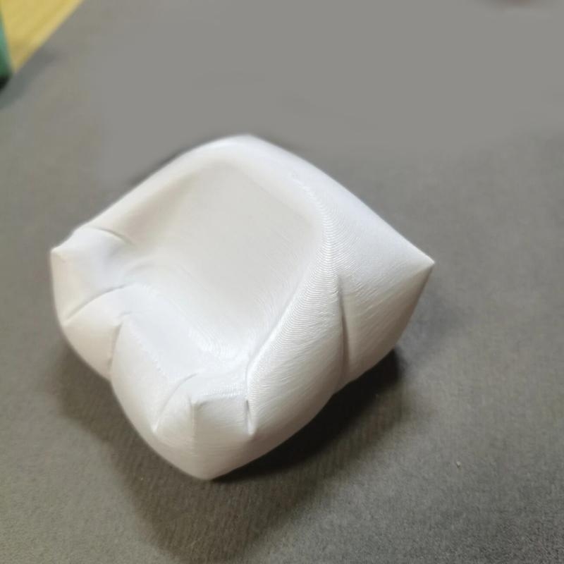 人間工学に基づいたソファデザインイヤホンブラケット 3D プ - 3D Printing Model Free のレビューと価格