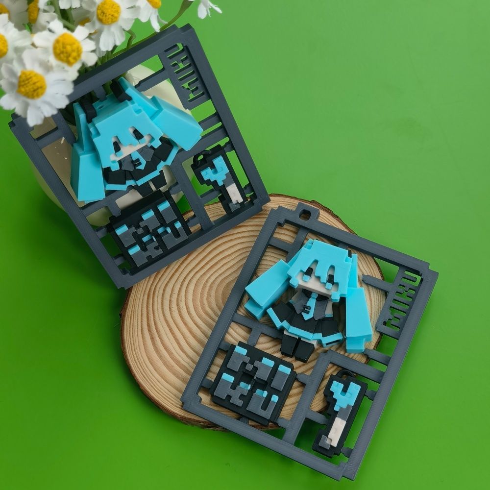 3Dプリント製のかわいいピクセル初音ミク半完成モデル、台座付 - 3D Printing Model Free のレビューと価格