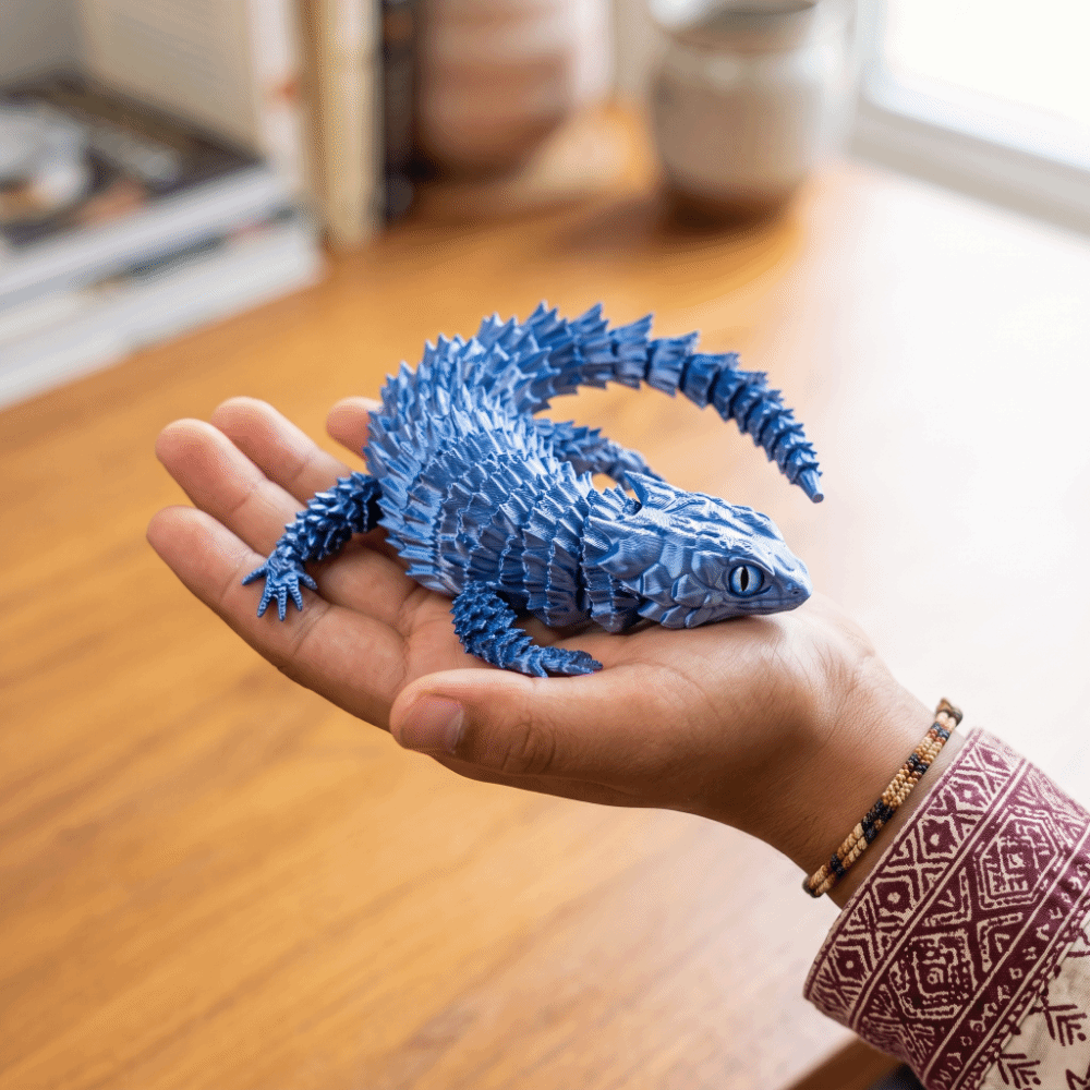 可動関節付き、3Dプリント製のカラフルなトカゲのフィギュア。 - 3D Printing Lizard のレビューと価格